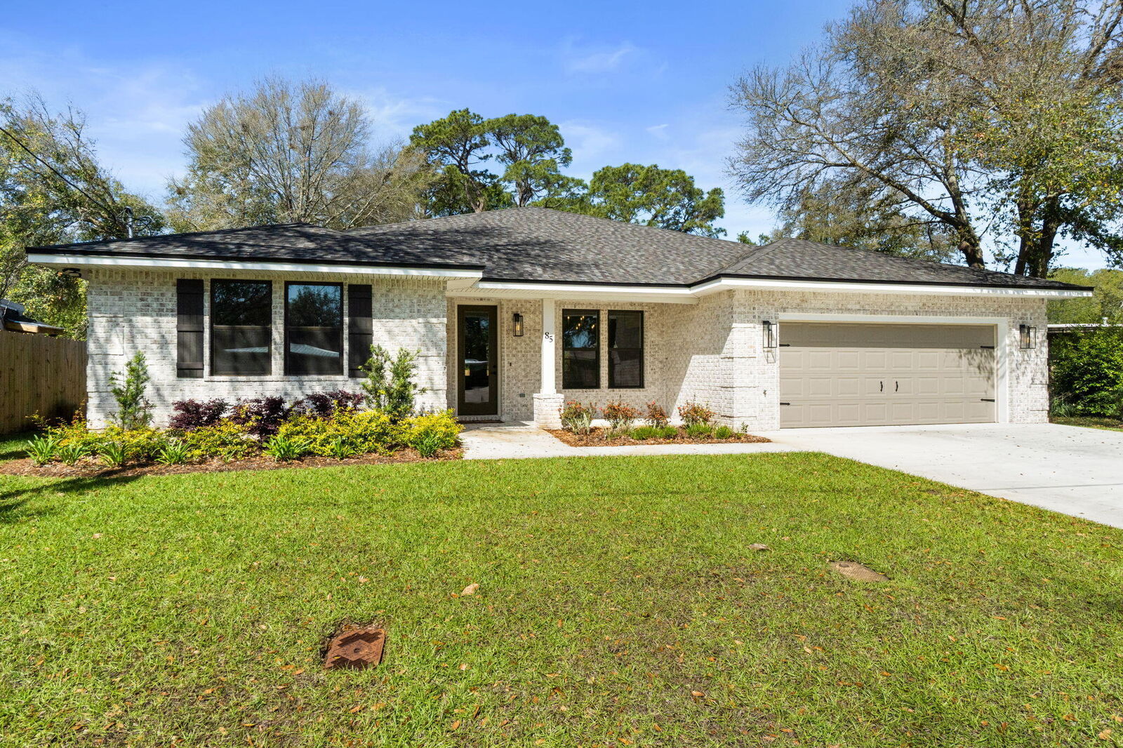 Property Photo:  85 NE Laurie Drive  FL 32548 