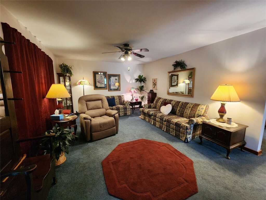 Property Photo:  2417 Peninsula Drive  PA 16506 