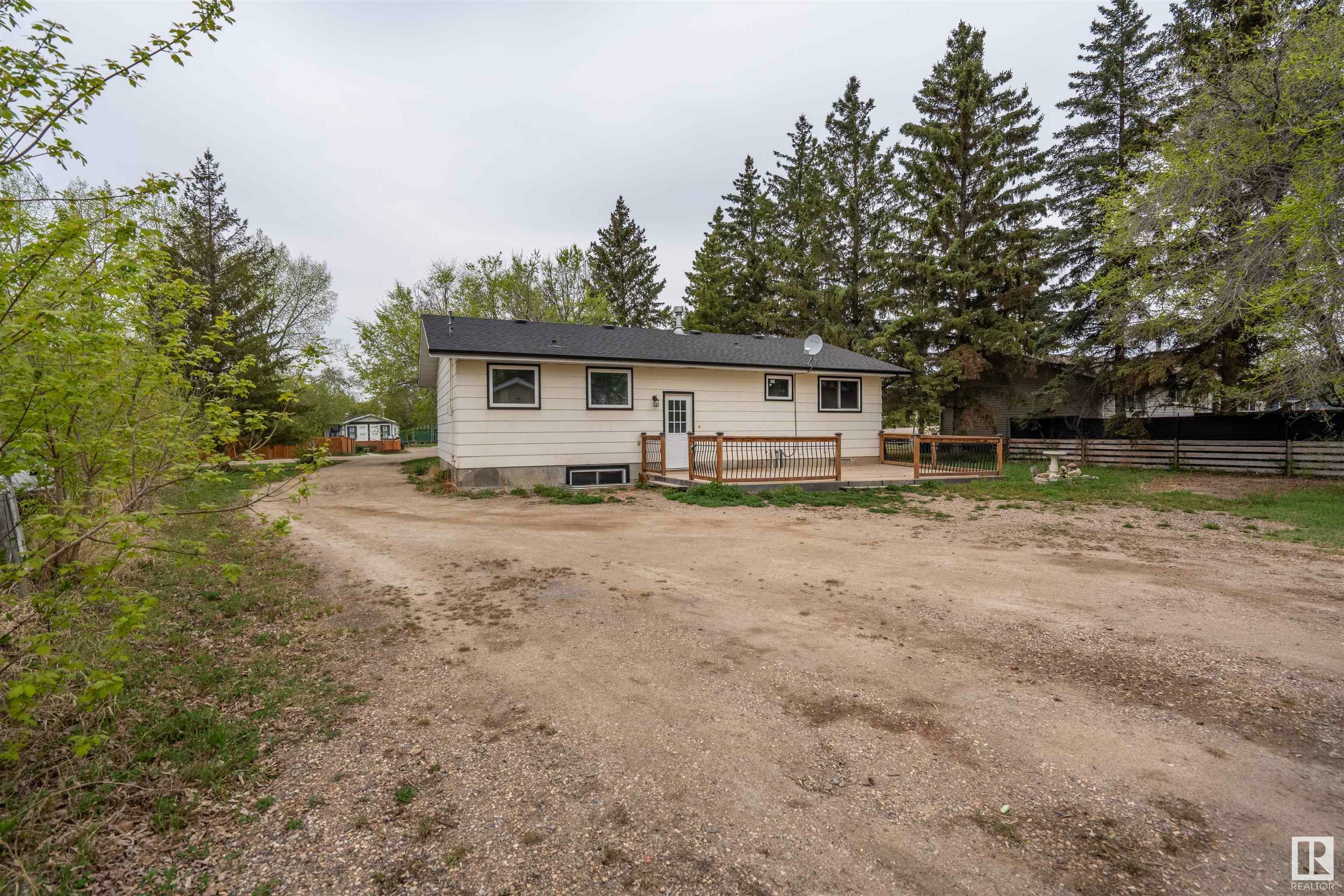 Photo de la propriété: #405 61314 RR 463 AB T9N 2G9