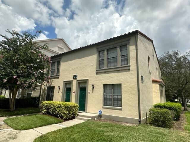 Property Photo: 736 Centervale Drive FL 34747