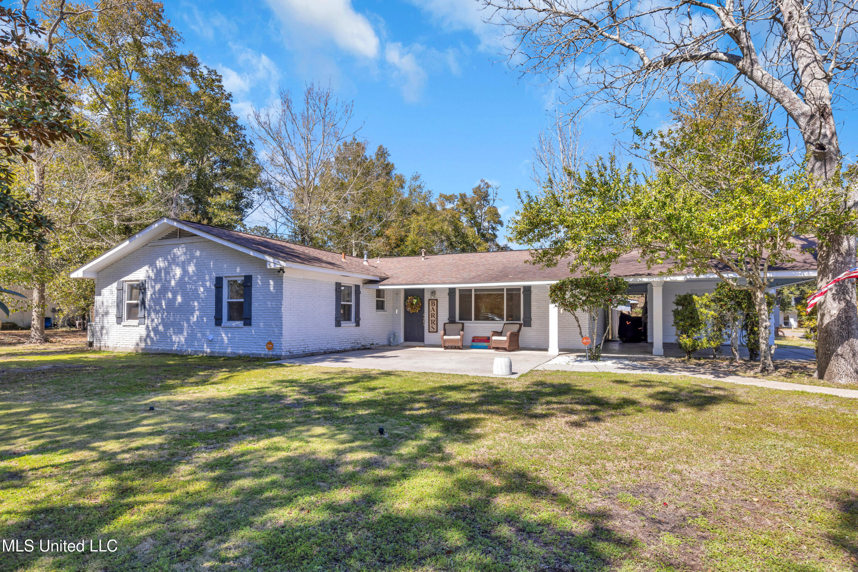 Property Photo:  1349 E 2nd Street  MS 39571 