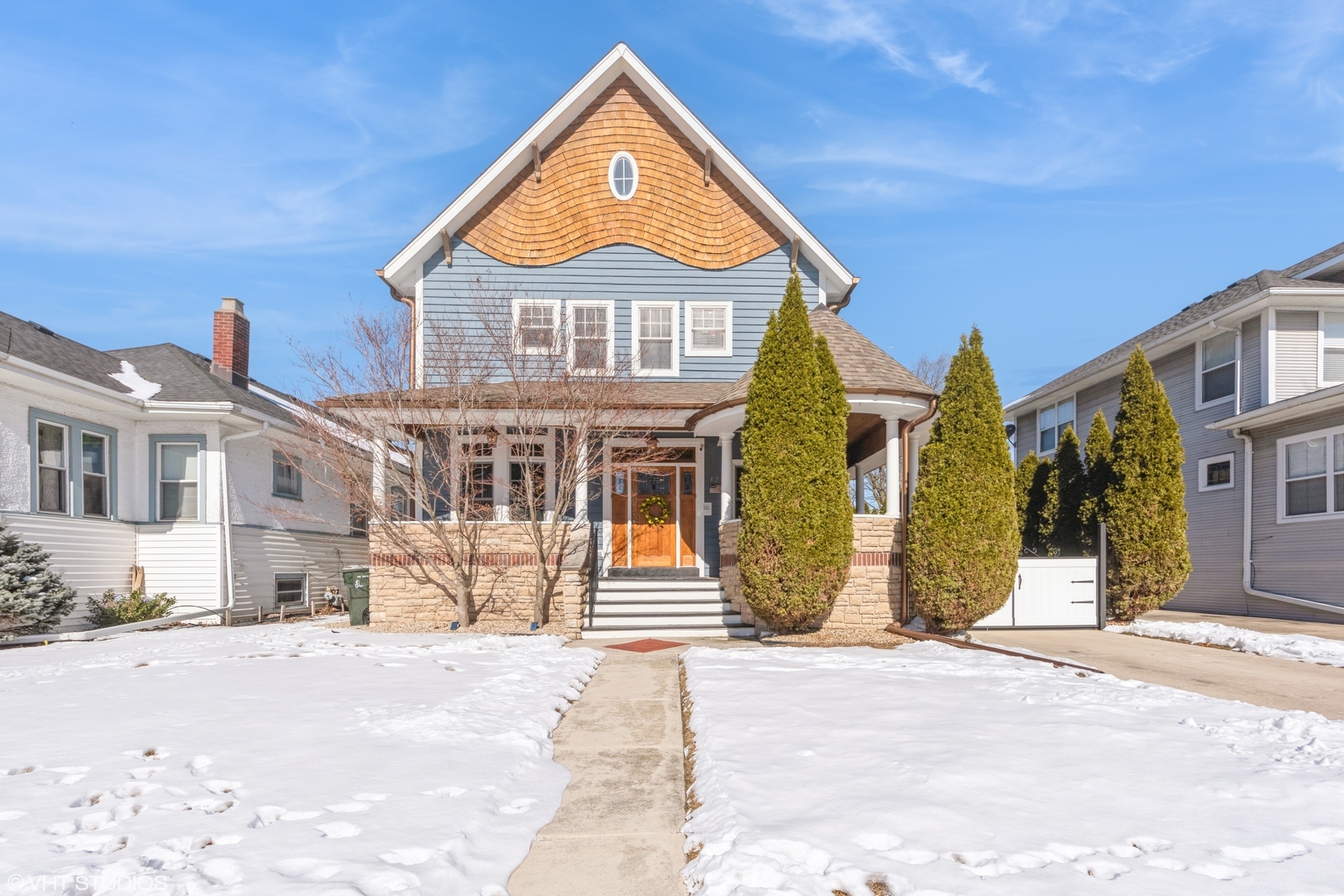 Property Photo: 320 Herrick Road IL 60546