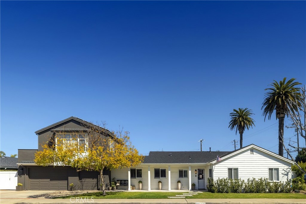 Property Photo: 390 Esther Street CA 92627