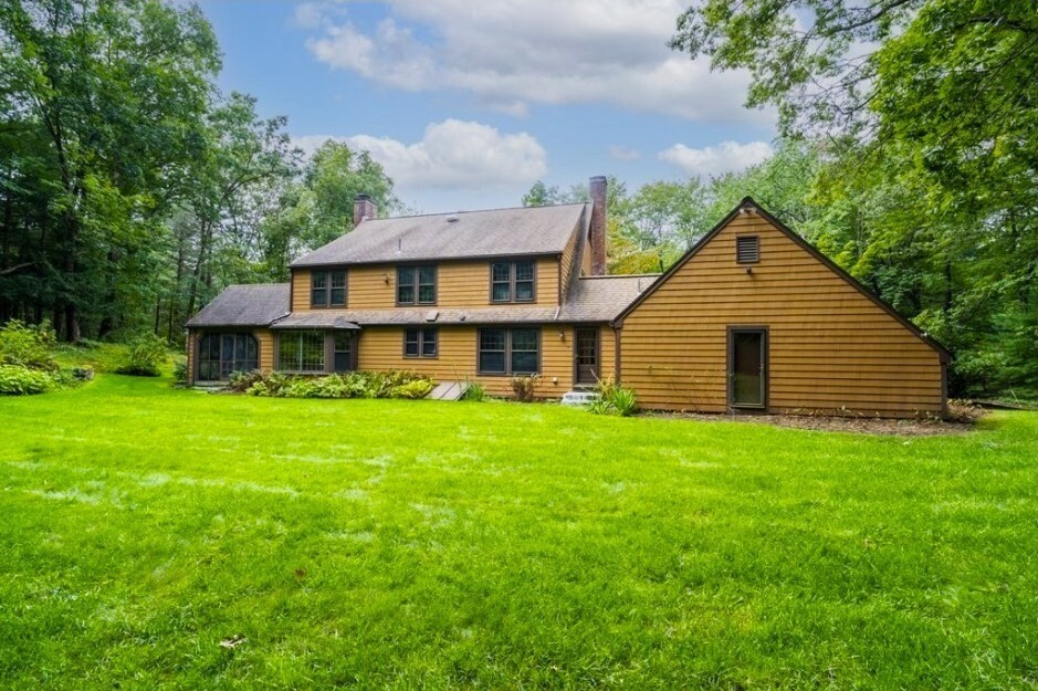 Property Photo: 81 Draper Rd MA 01778
