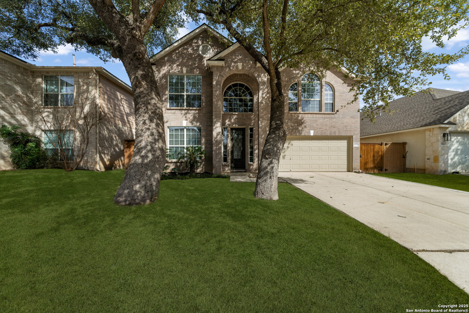Property Photo: 24406 Treaty Crk TX 78255