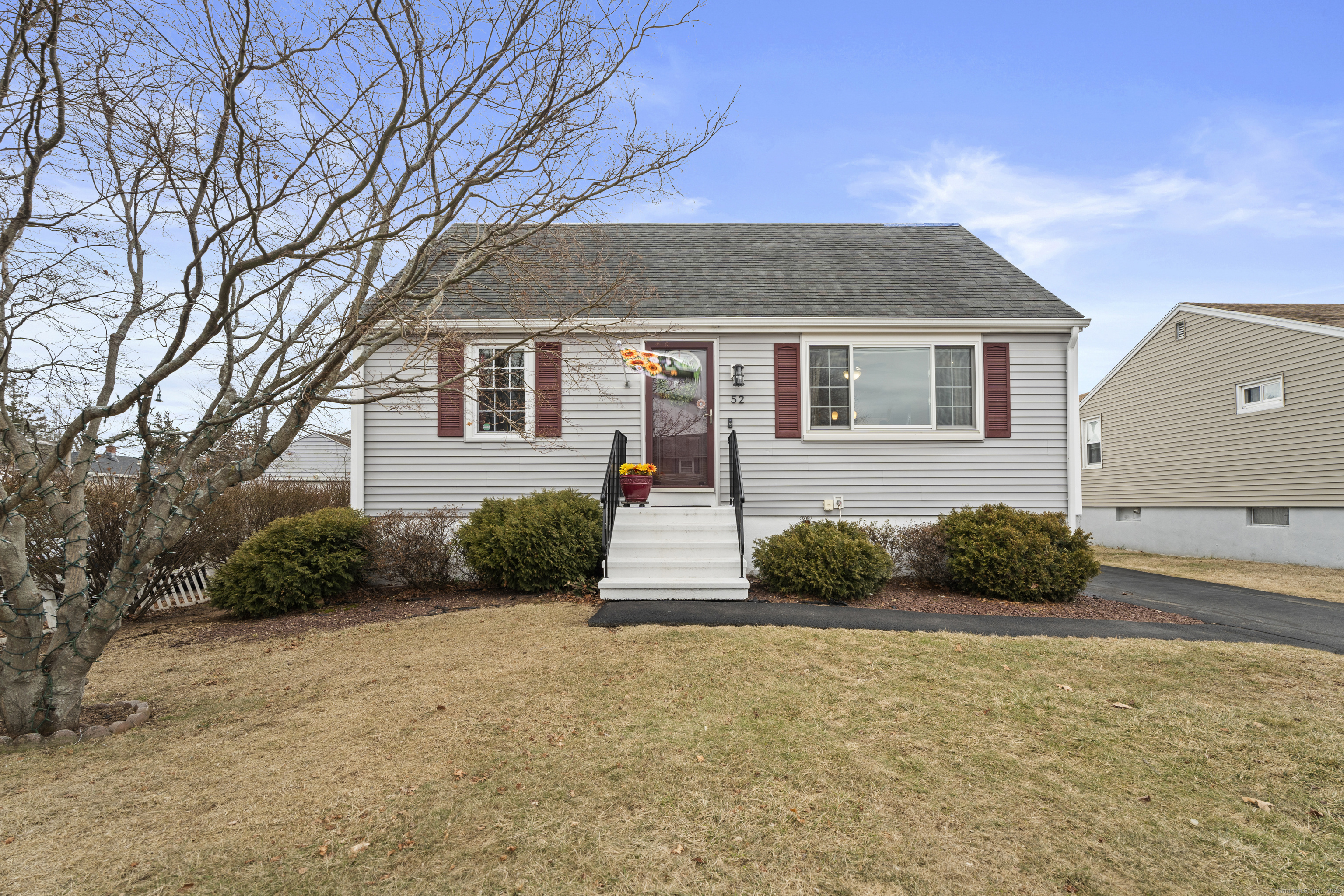 Property Photo:  52 Victor Street  CT 06512 