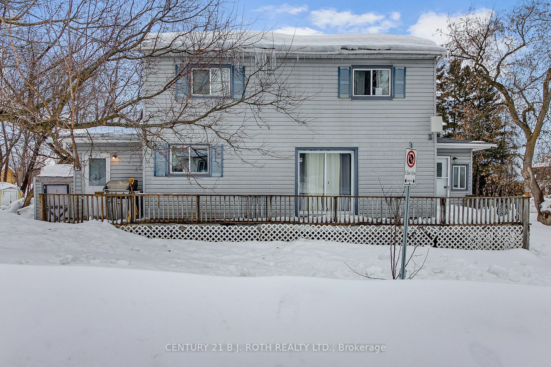 Photo de la propriété:  1 Lakeview Avenue  ON L3V 6E6 