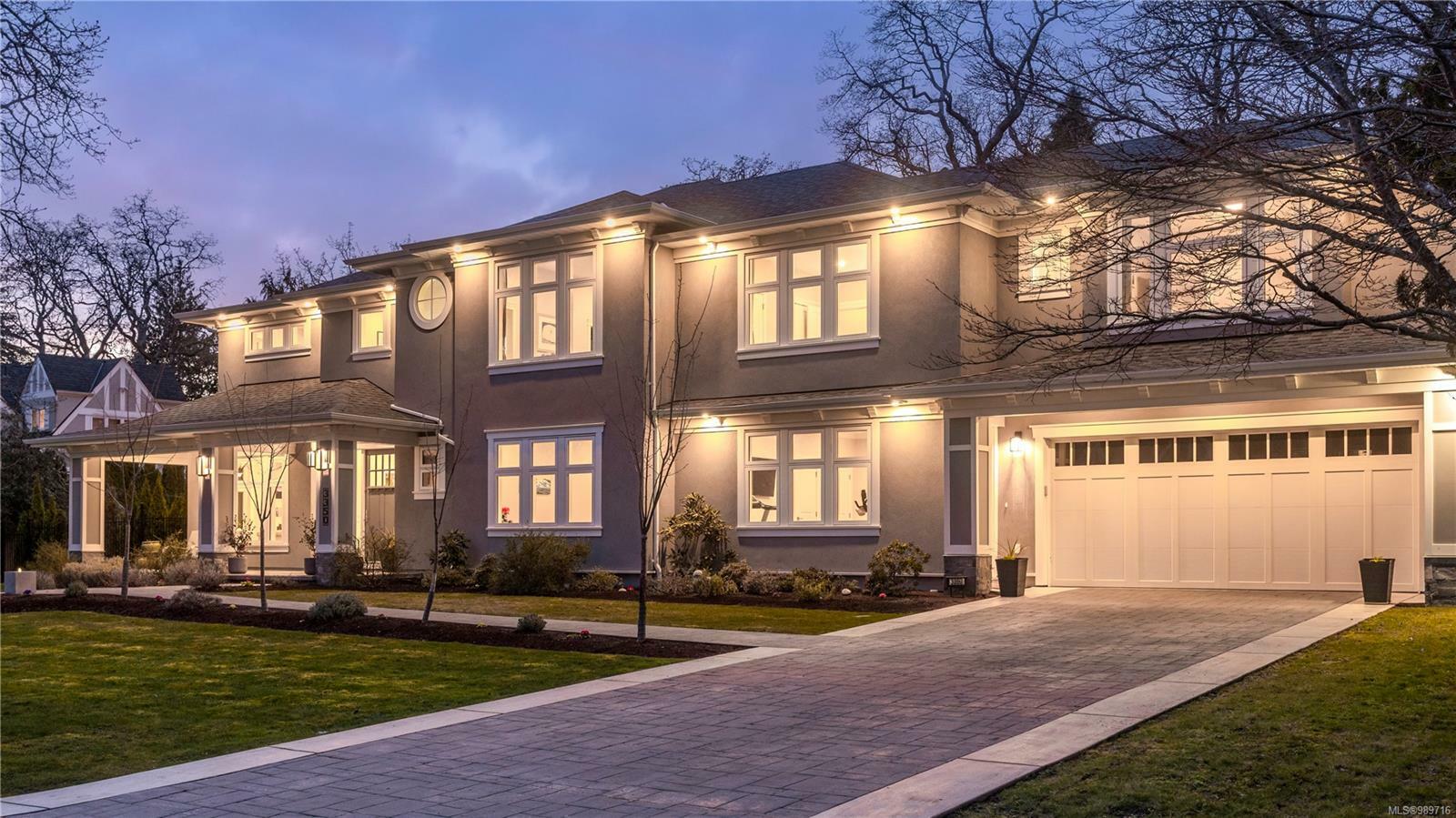 Property Photo: 3350 Weald Rd BC V8R 6E3