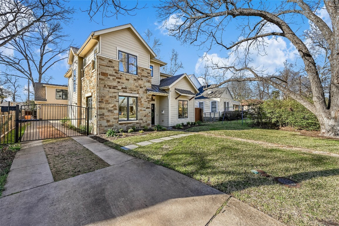 Property Photo:  4212 Ramsey Avenue  TX 78756 