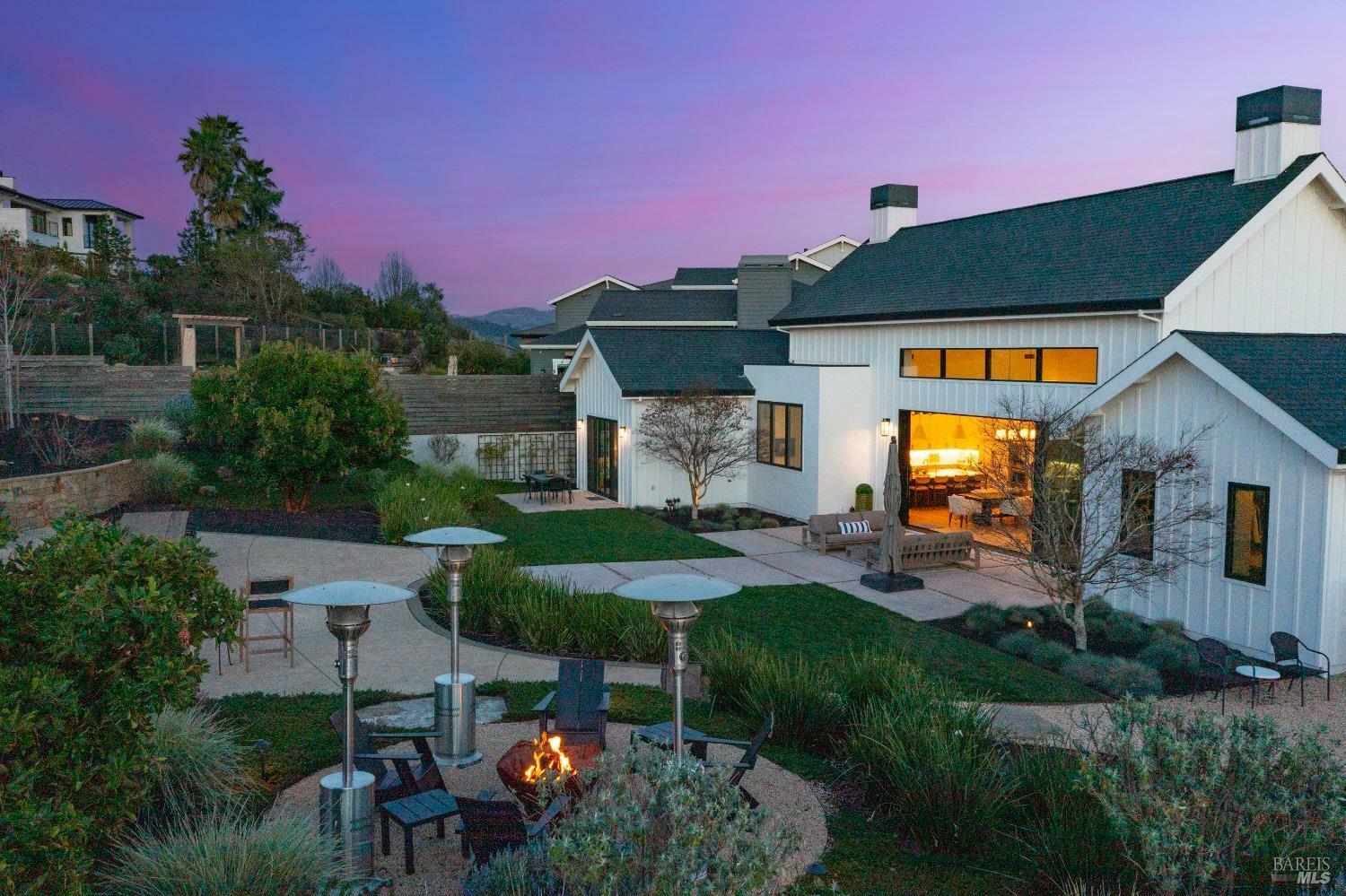 Property Photo: 3878 Horizon View Way CA 95404