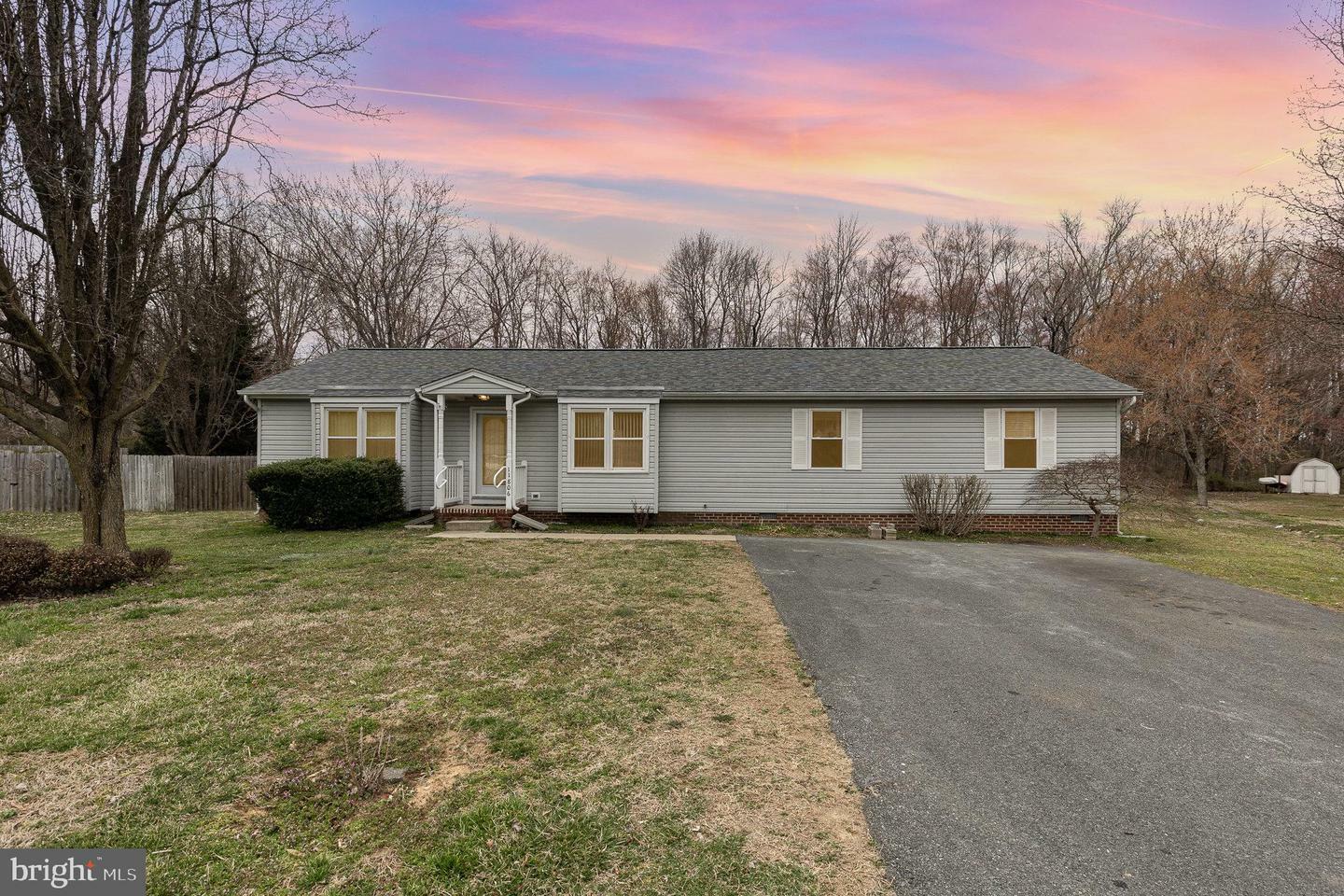 11806 Highland Oaks Drive  Fredericksburg VA 22407 photo