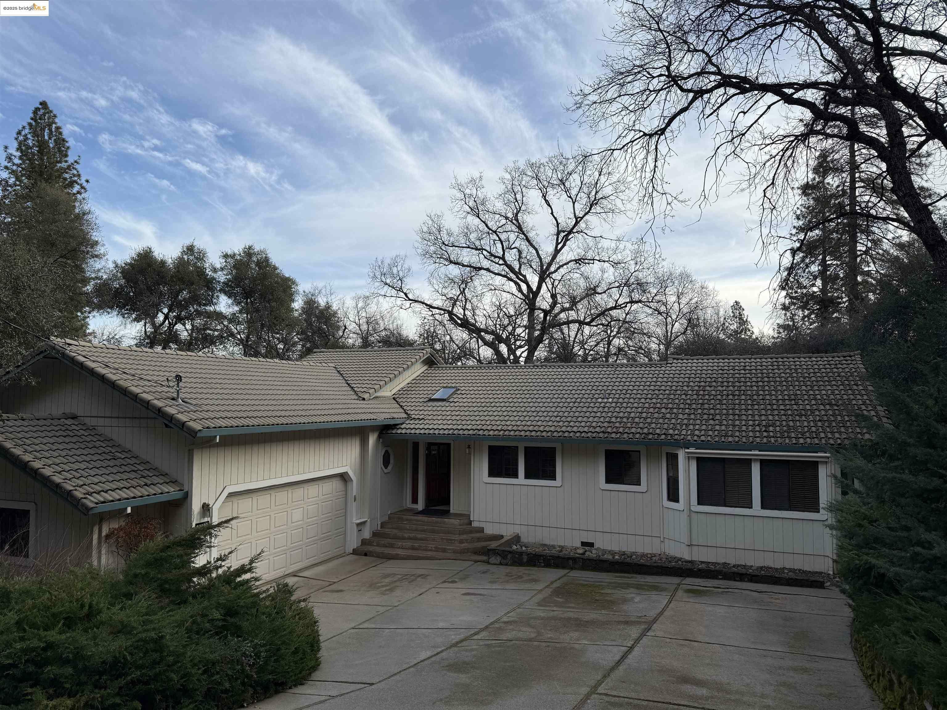 19239 Ferretti  Groveland CA 95321 photo