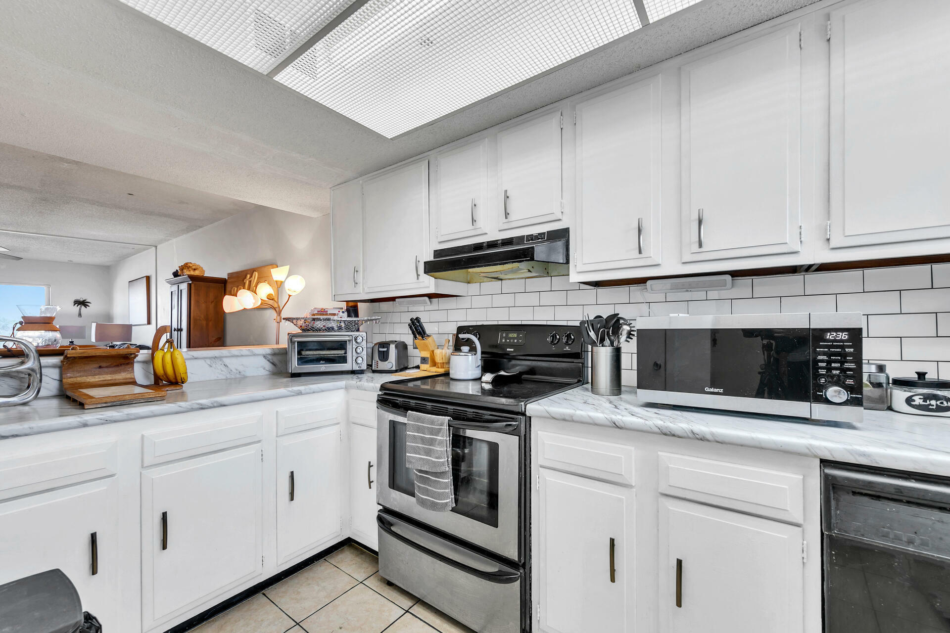 Property Photo:  909 Santa Rosa Boulevard Unit 537  FL 32548 