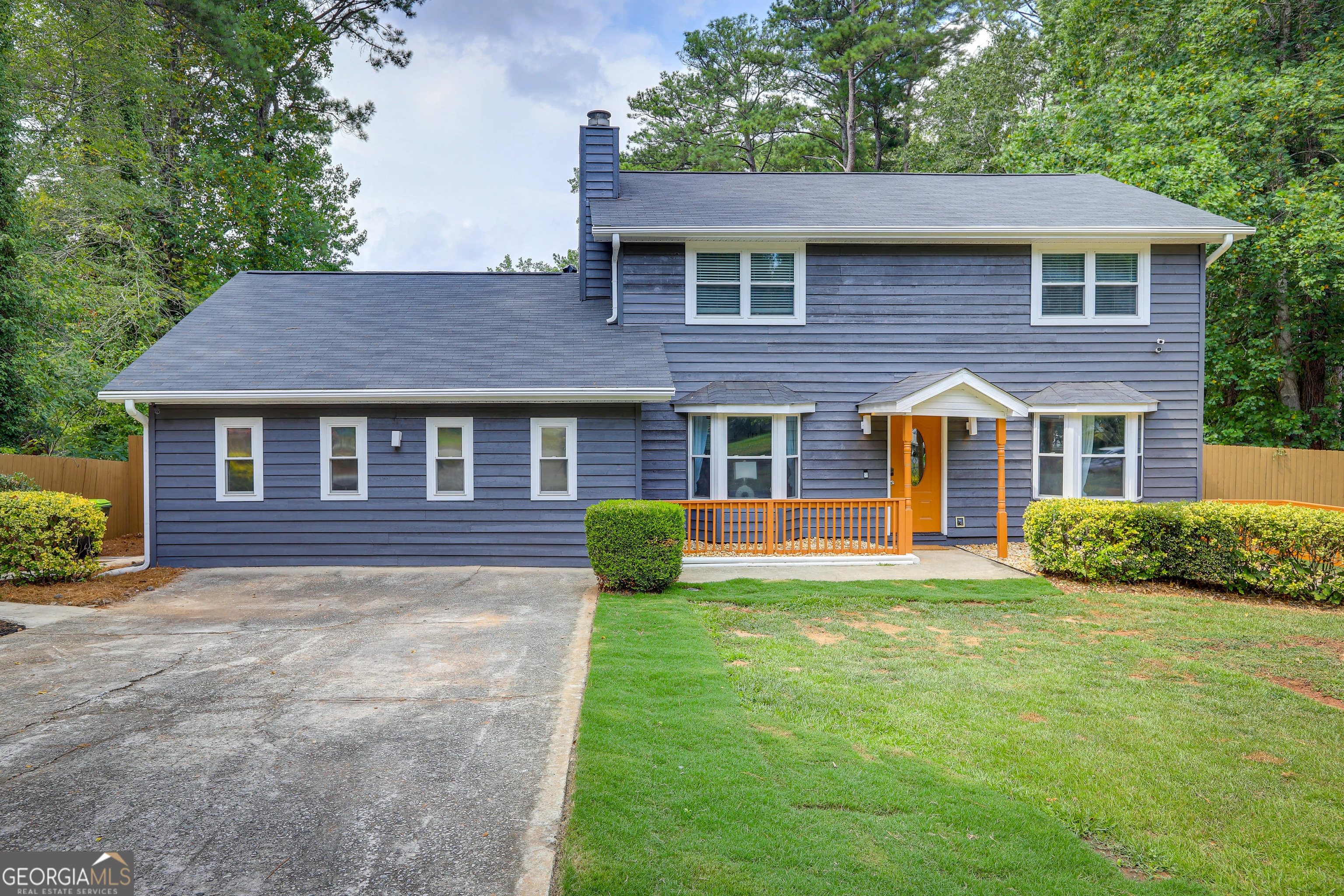 Property Photo: 317 Lucan Way GA 30274