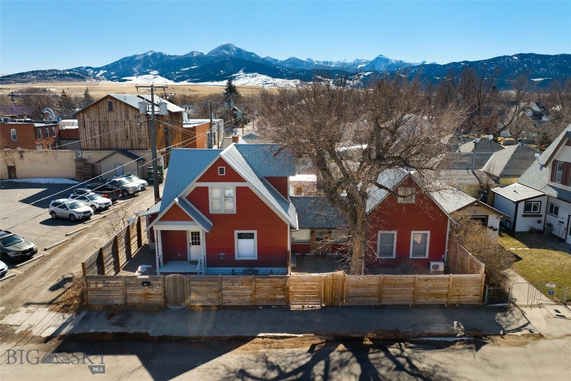 Property Photo: 215 W Lewis Street MT 59047