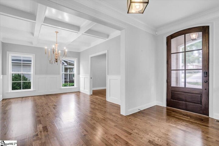Property Photo:  122 Keowee Avenue  SC 29605 