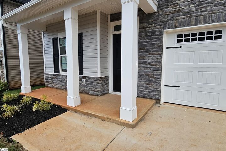 Property Photo:  402 Ecton Place Lot 82  SC 29605 