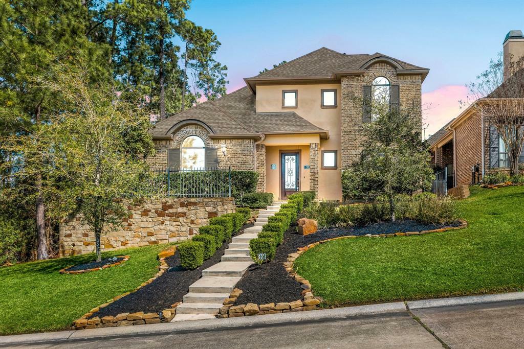 Property Photo: 32 Evangeline Boulevard TX 77304