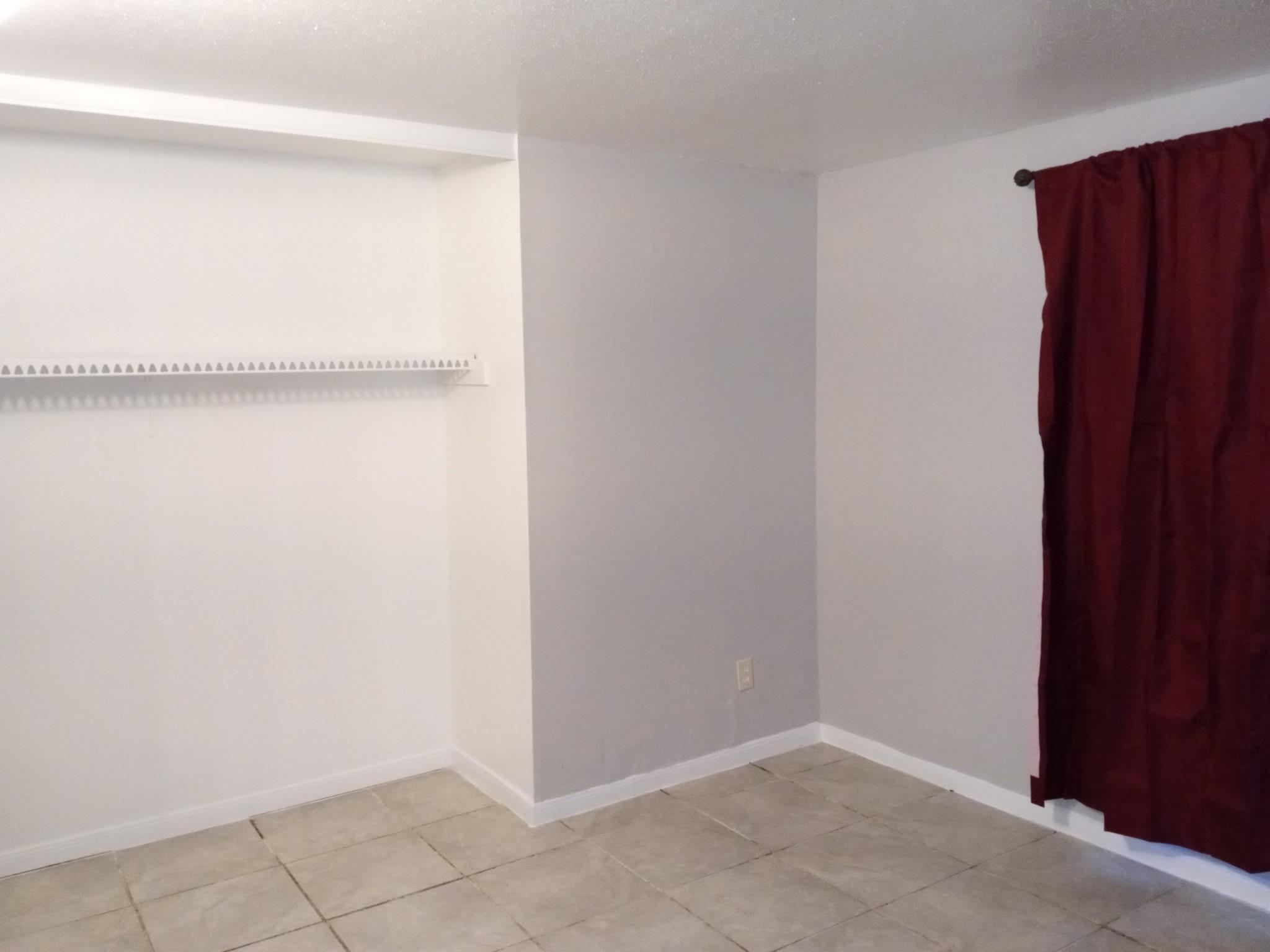 Property Photo: 5625 Antoine Drive 413 TX 77091