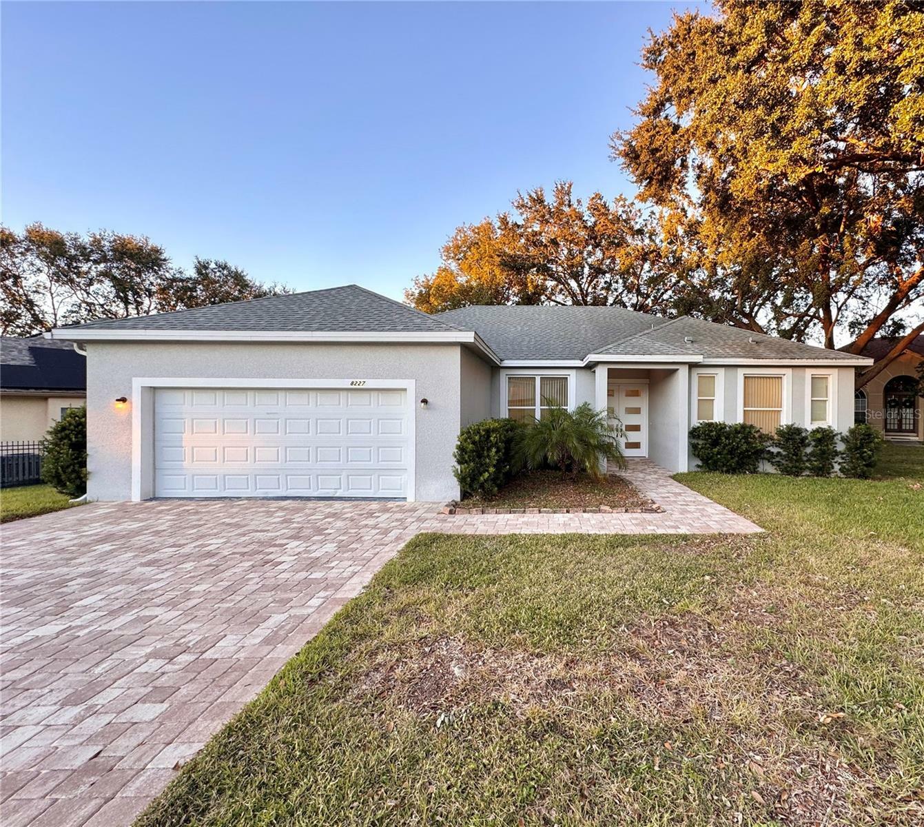 8227 Vineland Oaks Boulevard  Orlando FL 32835 photo