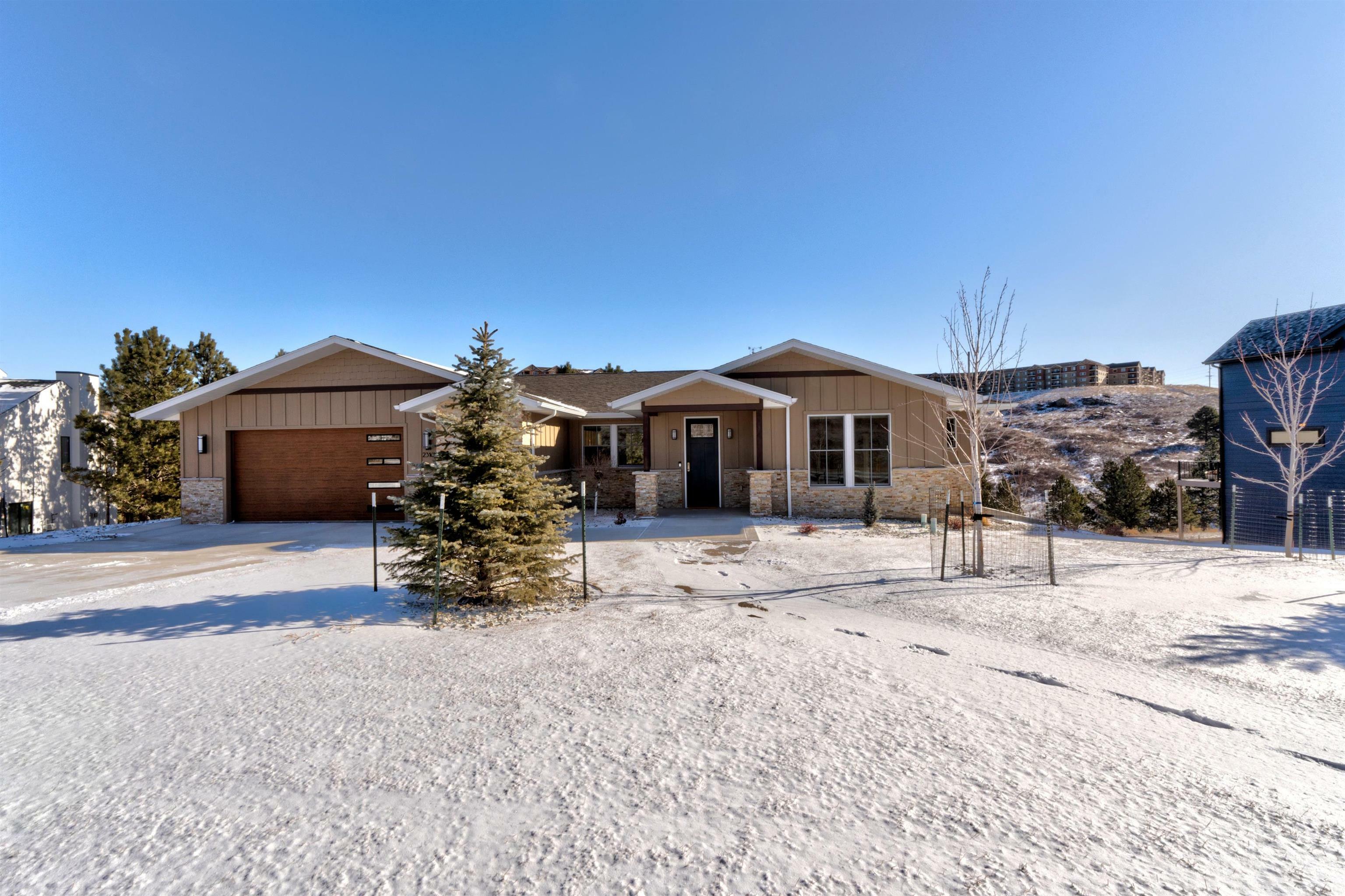 2316 Golden Eagle Drive  Rapid City SD 57702 photo