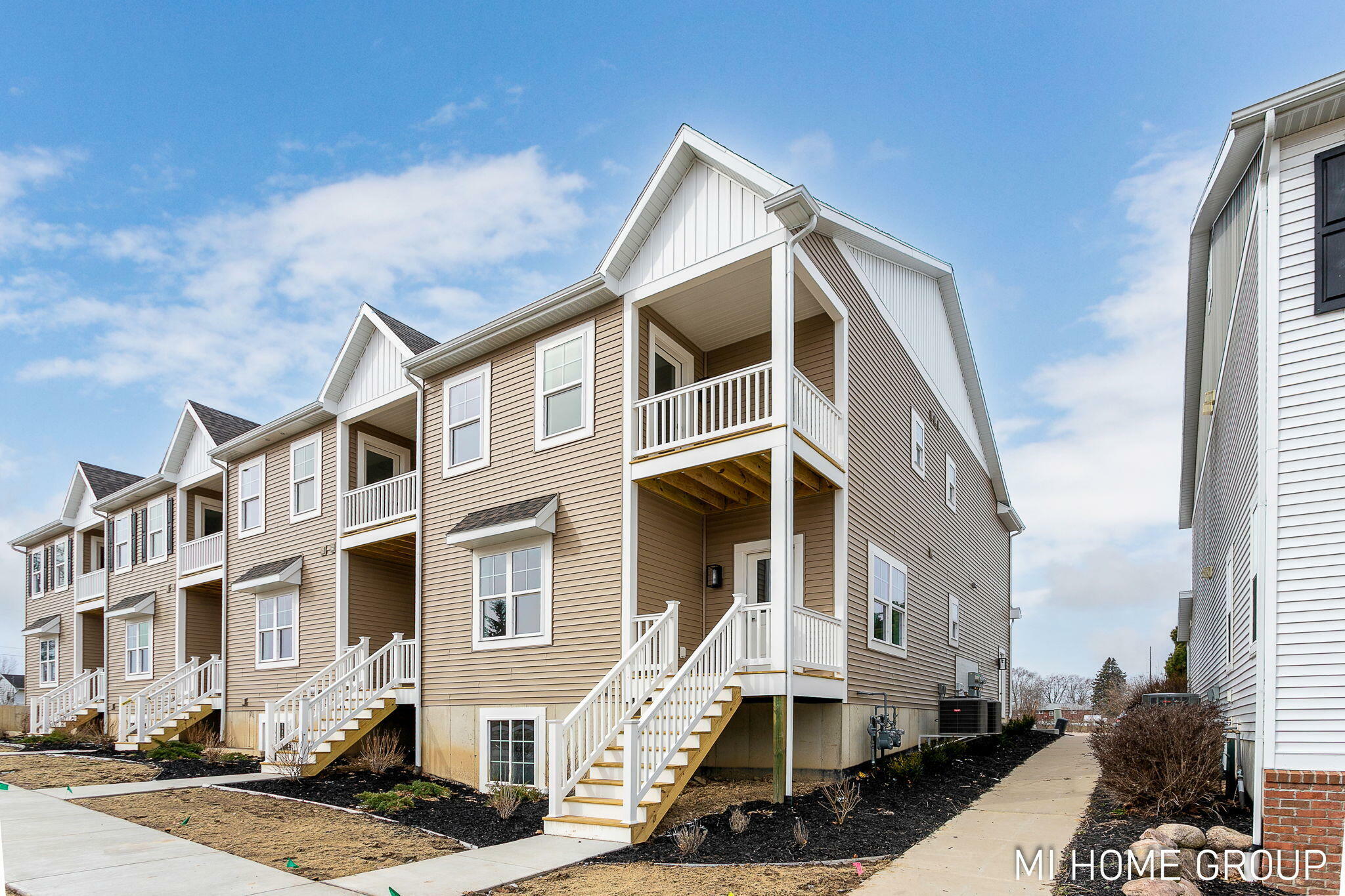 Property Photo: 3618 Buckingham Lane MI 49426
