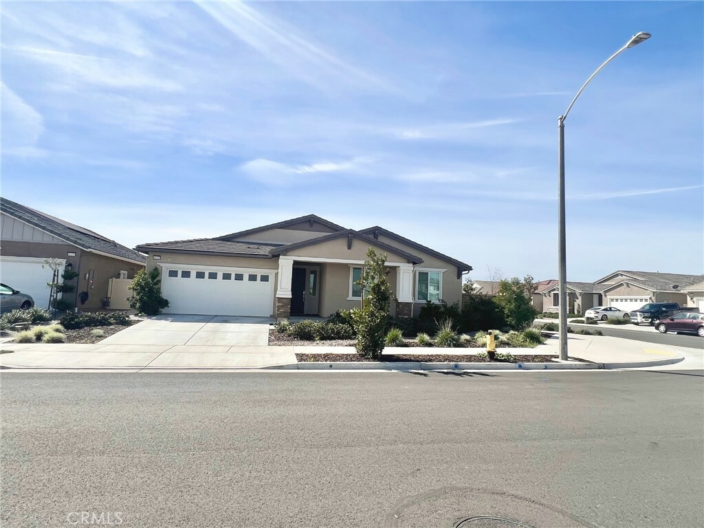 30339 Roebuck Court  Menifee CA 92584 photo
