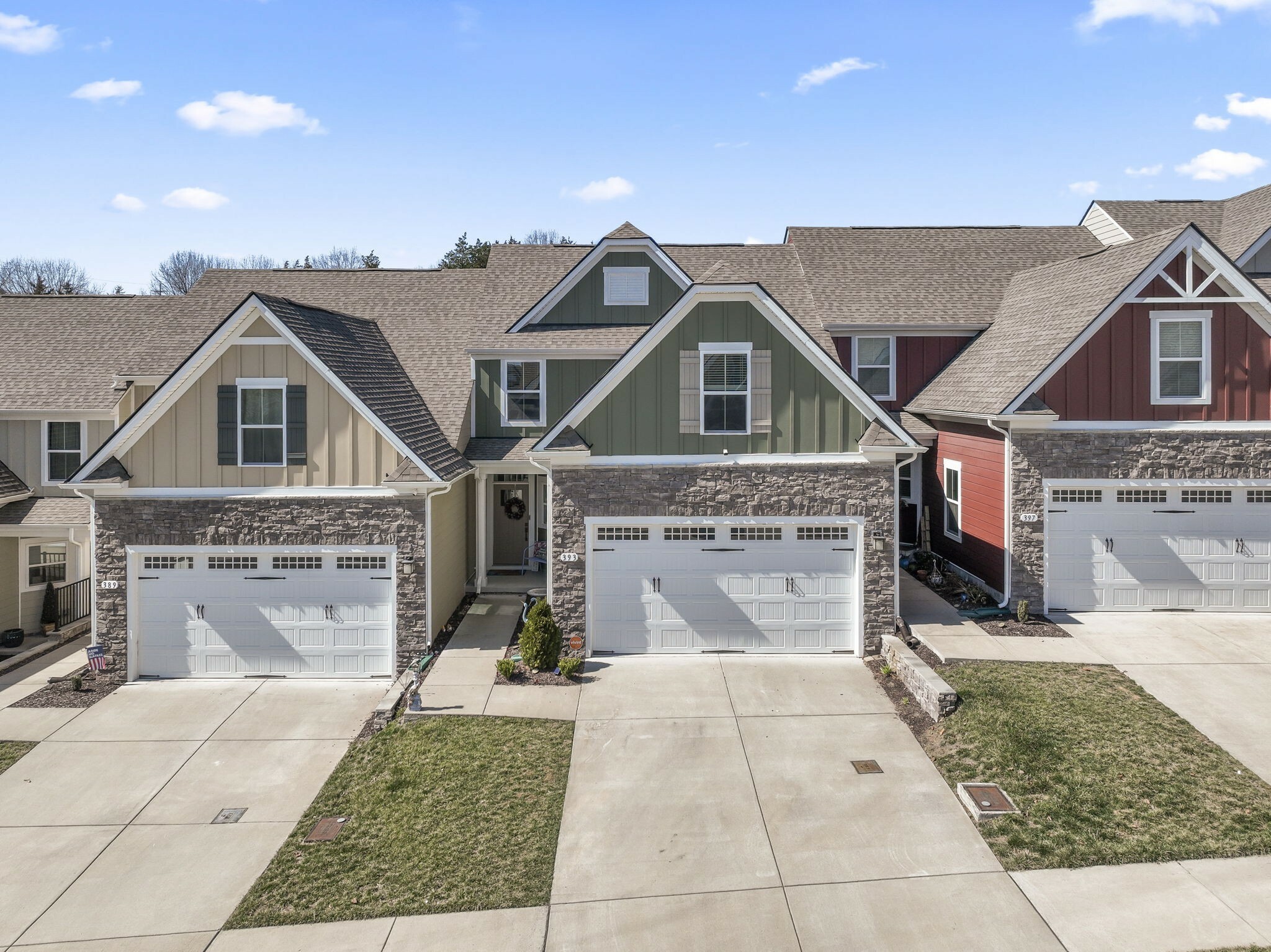 Property Photo: 393 S Downs Cir TN 37072