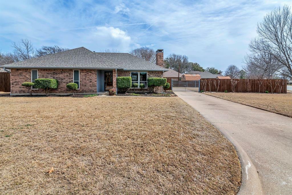 Property Photo:  2002 Harwell Street  TX 76051 