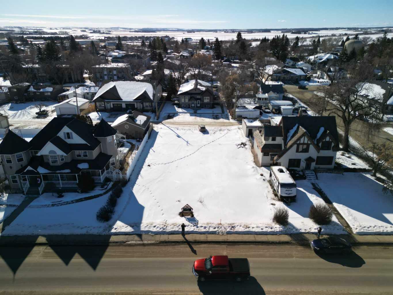 Property Photo: 5331 50 Avenue AB T4L 1S6