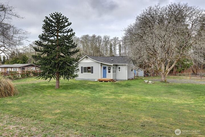 Property Photo:  4215  Sandridge Road  WA 98631 