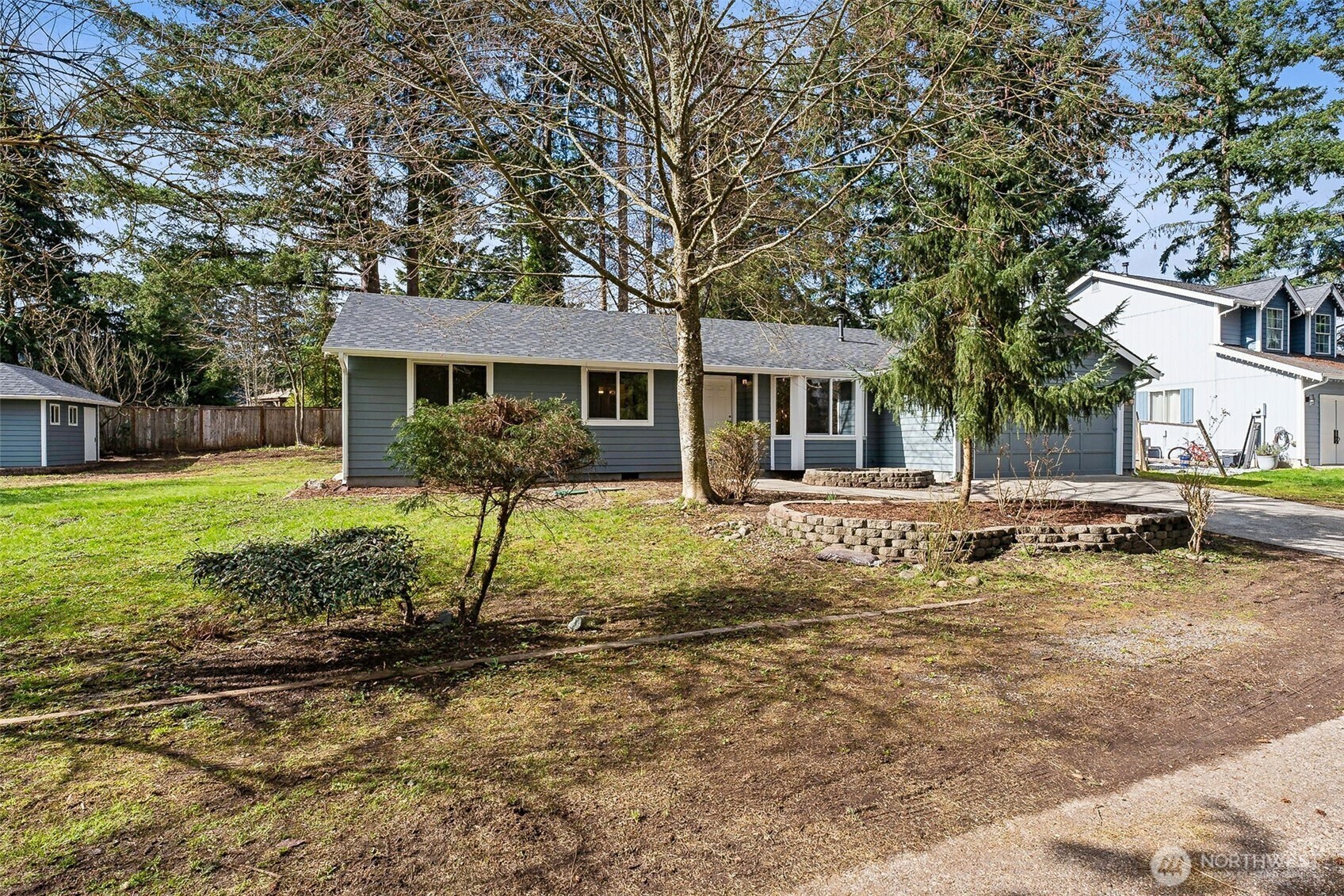Property Photo: 7715 126th Street E WA 98373
