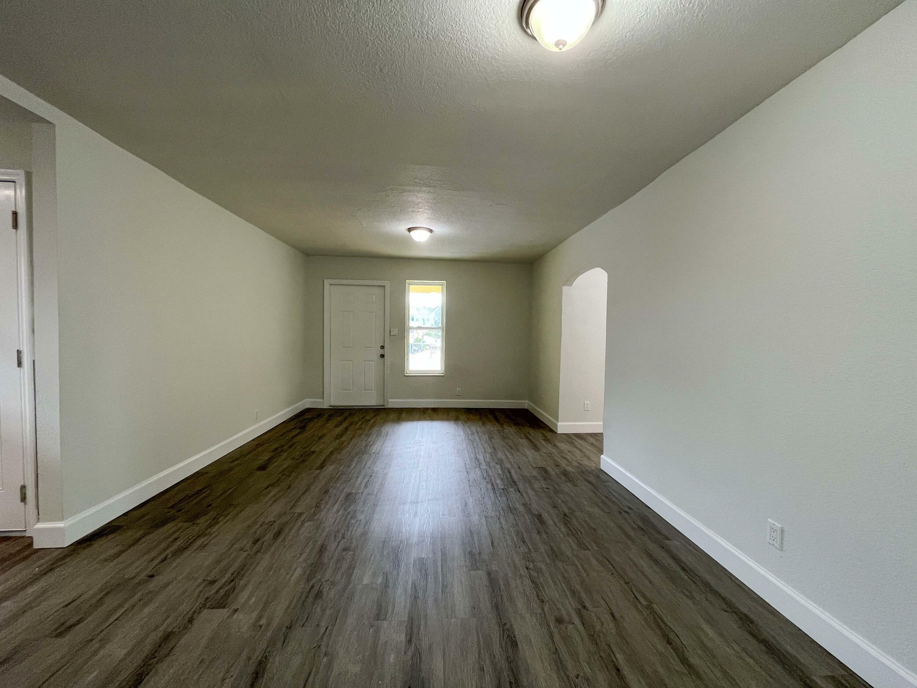 Property Photo:  4301 Pinewood Avenue  FL 33407 