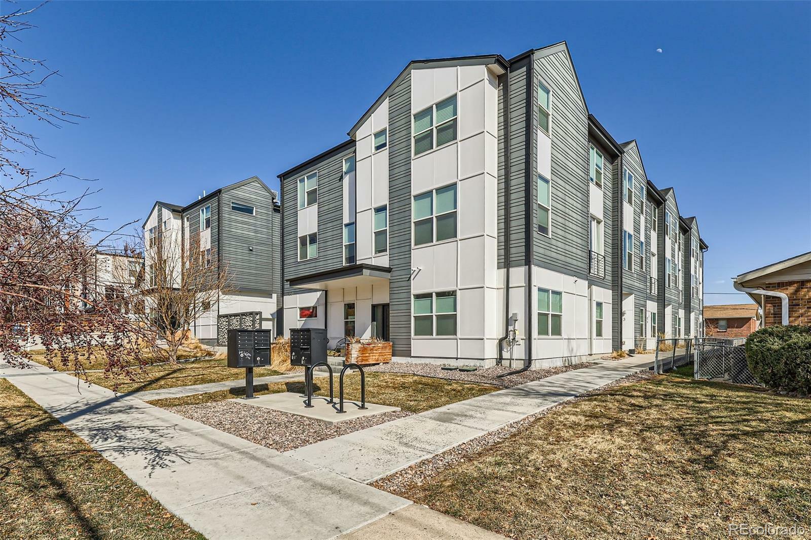 1810 Irving Street 4  Denver CO 80204 photo