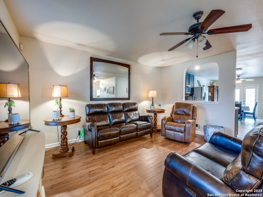 Property Photo: 5206 Spring Ash TX 78247