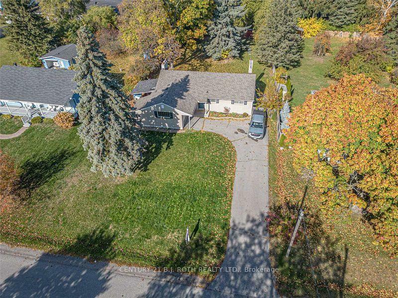 Photo de la propriété: 120 Northview Avenue ON L1N 2G7