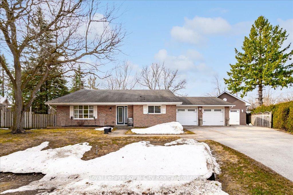 Property Photo: 15 Wellington Drive ON N0B 1S0