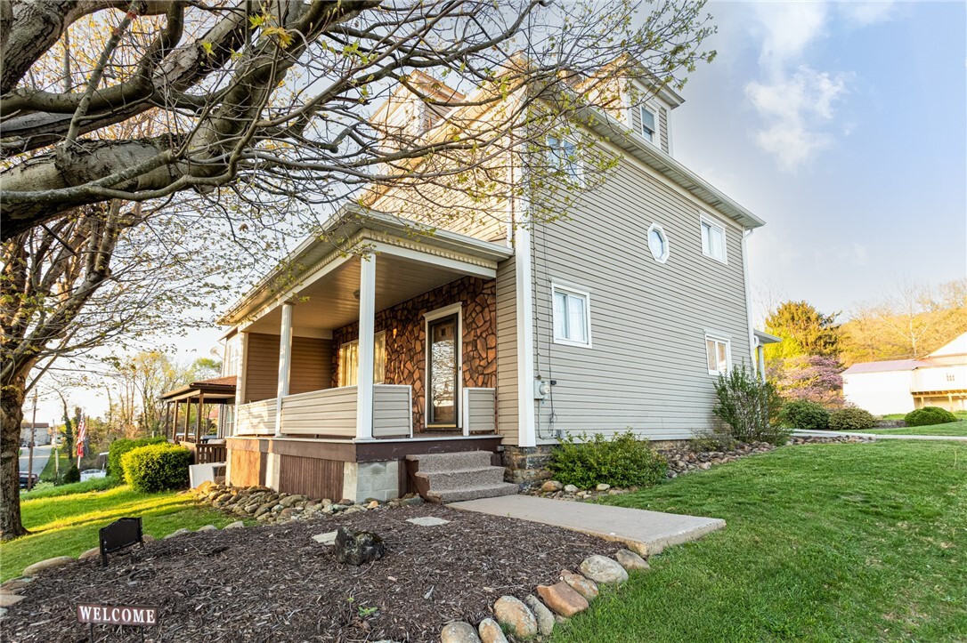 Property Photo: 1831 1st St PA 15425