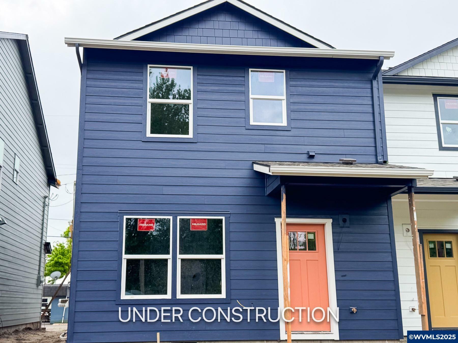 Property Photo: 1170 7th St NW OR 97304