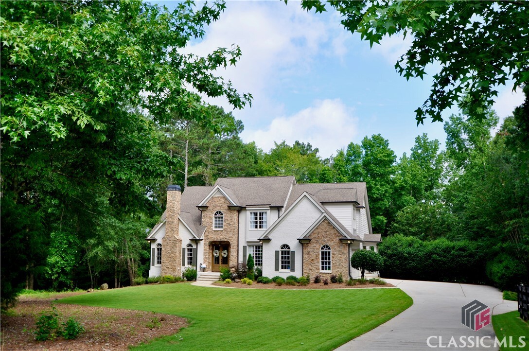 Property Photo: 1070 Lexington Court GA 30621