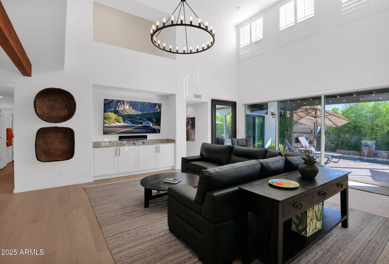 Property Photo:  3811 N 64th Street  AZ 85251 