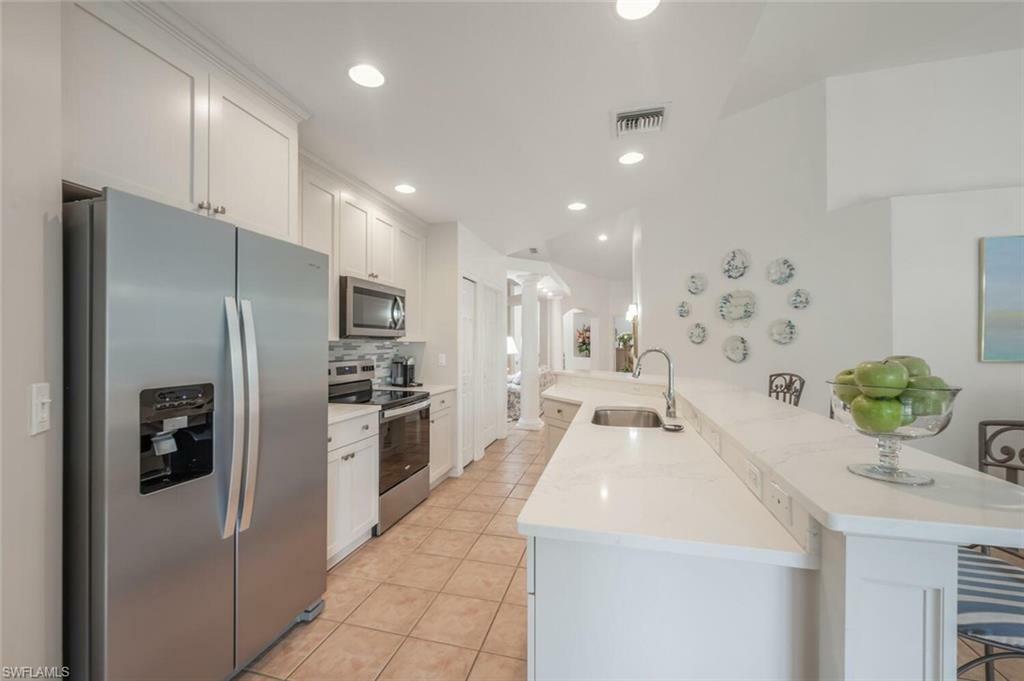 Property Photo: 28630 Carriage Home Dr 203 FL 34134