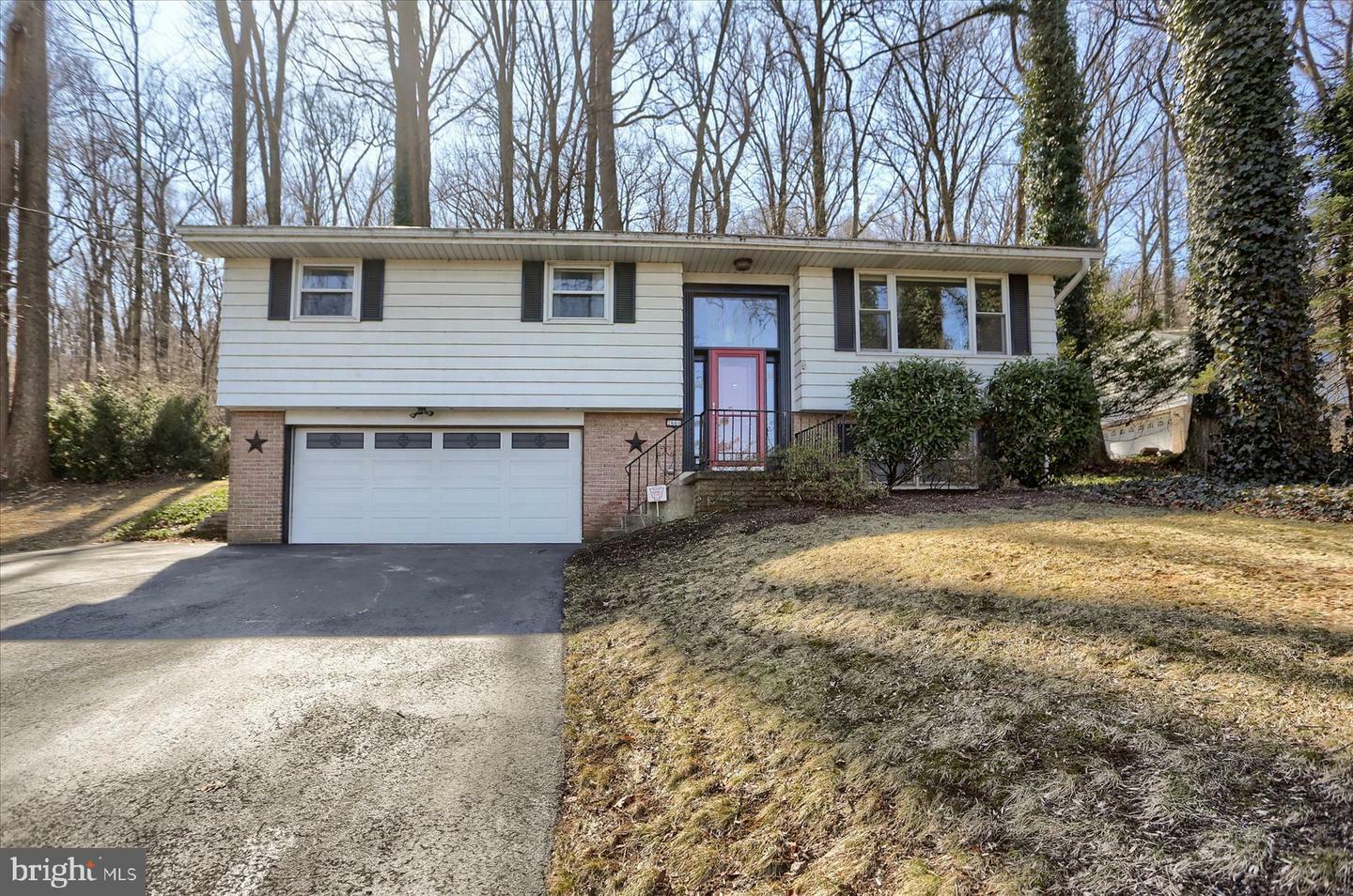 Property Photo:  2666 Spring Valley Road  PA 17601 