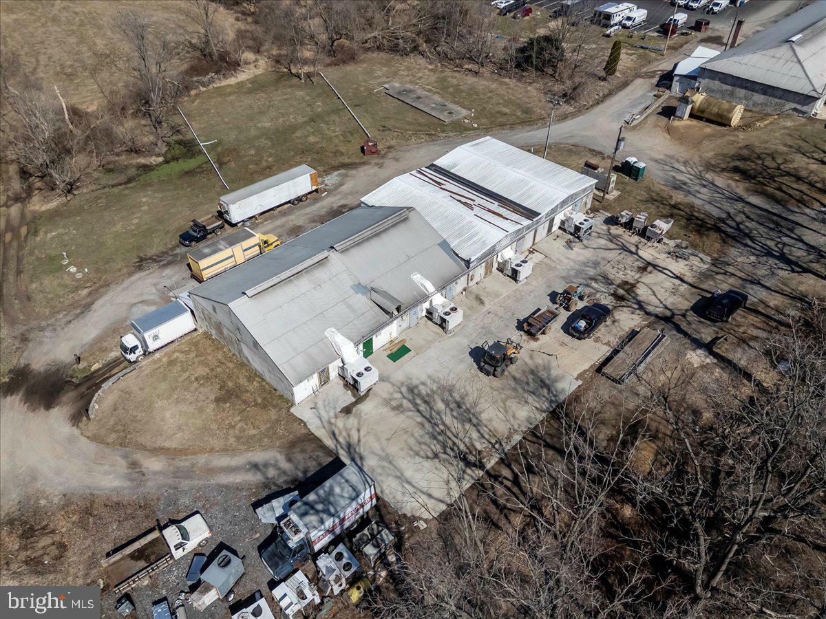 Property Photo: 501 N Walnut Road PA 19348