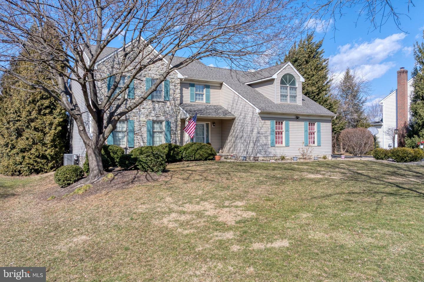 Property Photo:  383 Carter Moir Drive  PA 17601 