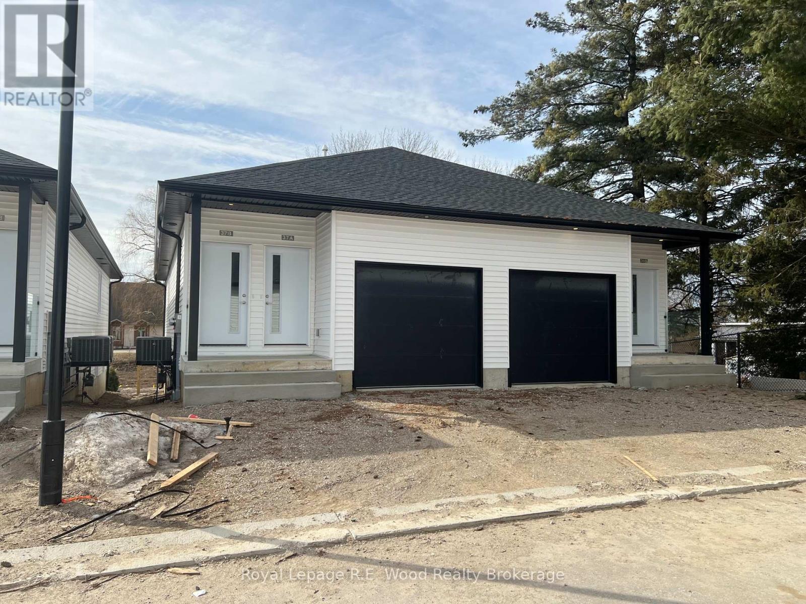 335 John Street South  Aylmer ON N5H 2C9 photo