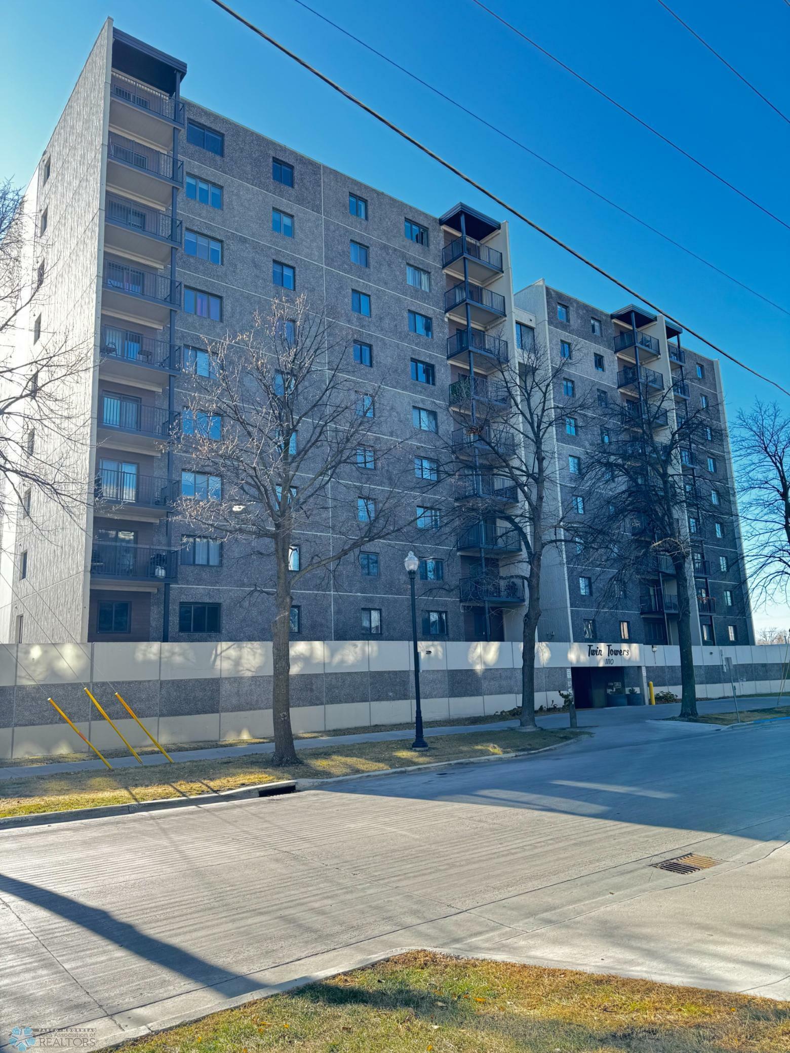Property Photo: 1110 3rd Avenue N ND 58102