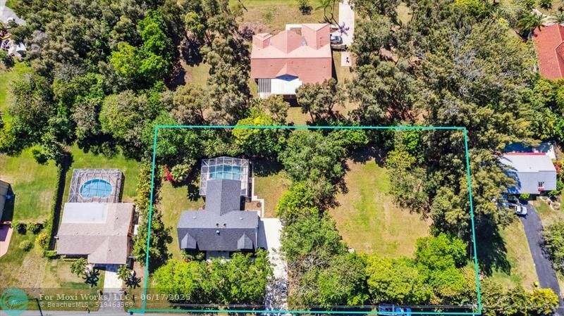 Property Photo: 12100 NW 27th Ct FL 33323