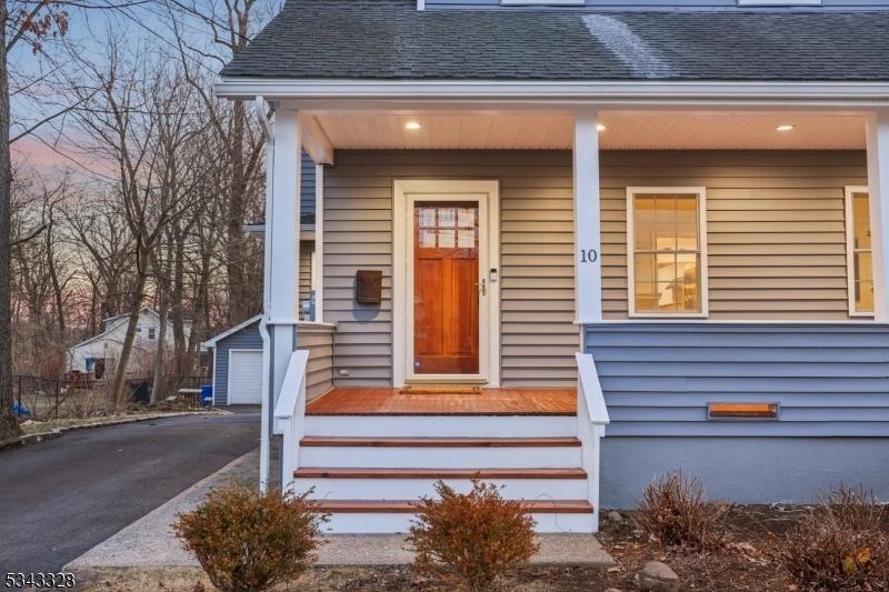 Property Photo: 10 Glenview Rd NJ 07006