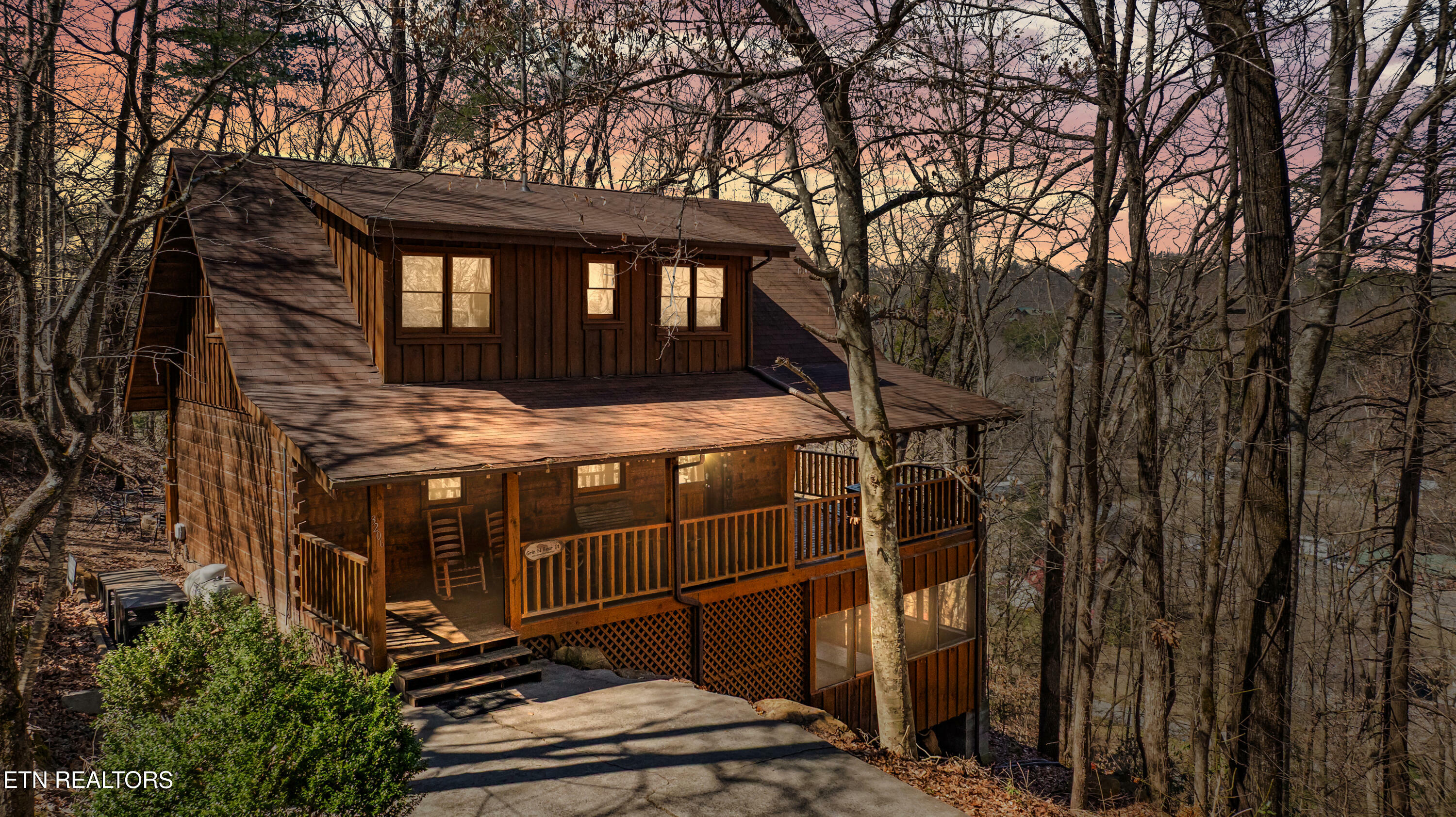 3206 Priscilla Heights Lane  Sevierville TN 37862 photo